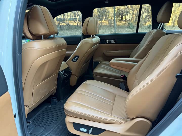 Фото 4 - LiXiang One