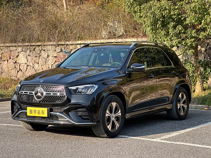 Фото 1 - Mercedes-Benz GLE-Class