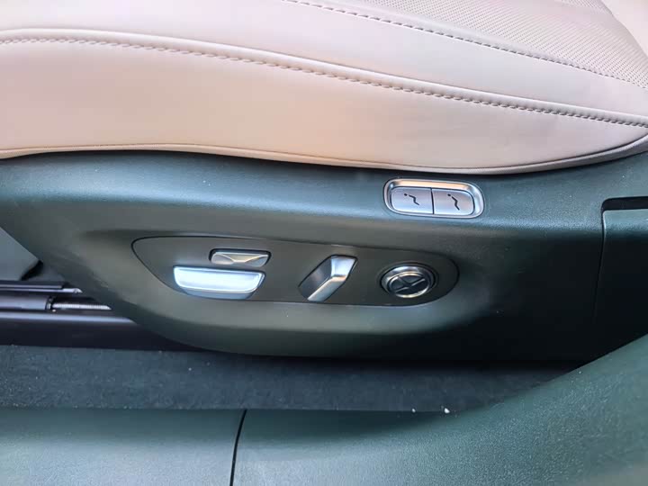 Фото 9 - Xiaomi YU7