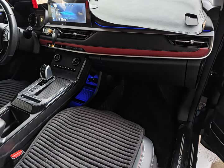 Фото 8 - Chery Tiggo 7