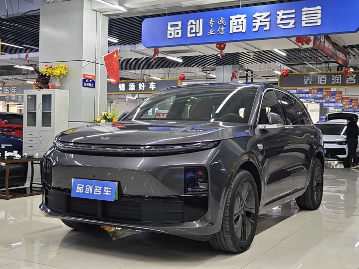 Фото 1 - LiXiang L6