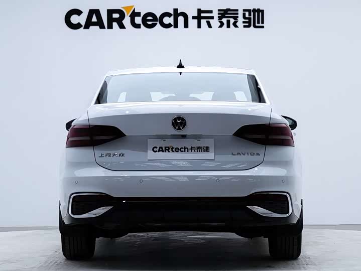 Фото 3 - Volkswagen Lavida