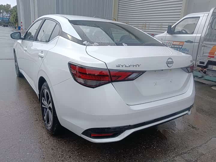 Фото 6 - Nissan Sylphy