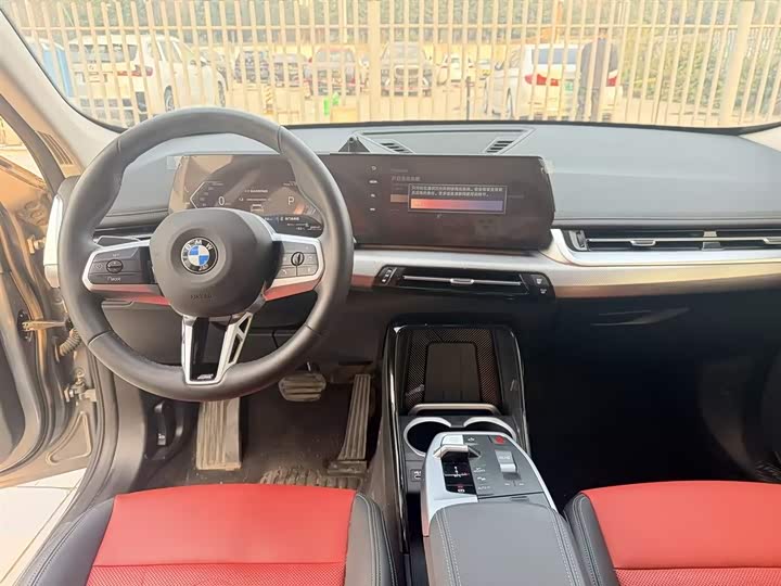 Фото 8 - BMW X1