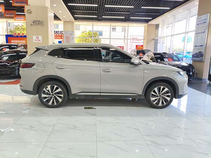 Фото 6 - BYD Song Plus Hybrid/EV