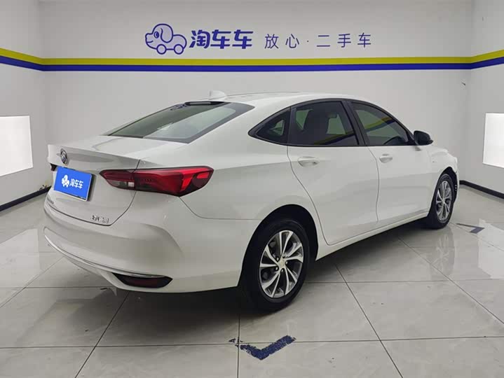 Фото 3 - Buick Verano