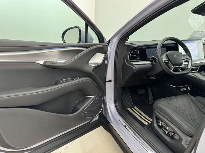 Фото 5 - BYD Sea Lion 07 EV