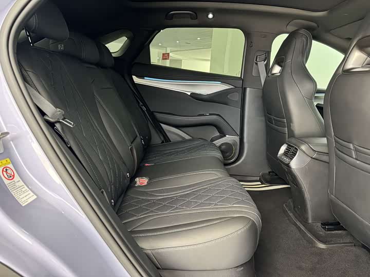 Фото 8 - BYD Sea Lion 07 EV