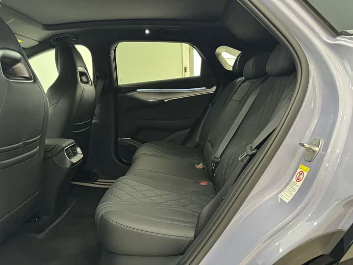 Фото 9 - BYD Sea Lion 07 EV