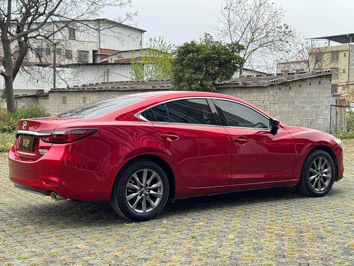 Фото 4 - Mazda Atenza