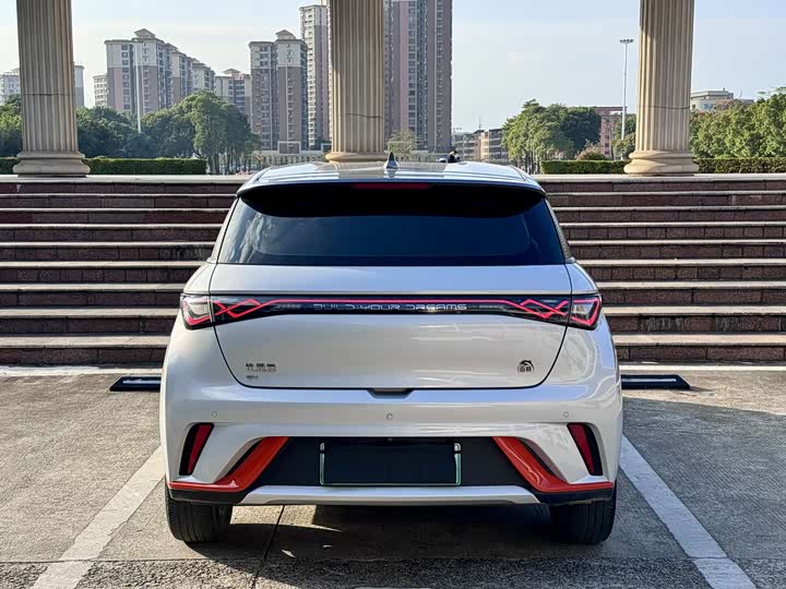 Фото 9 - BYD Dolphin