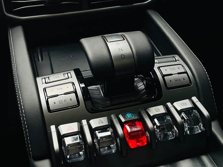 Фото 9 - BYD FangChengBao Titanium 3 (Tai 3)