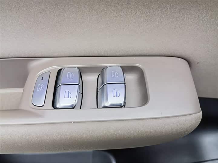 Фото 9 - Chery Fulwin T8