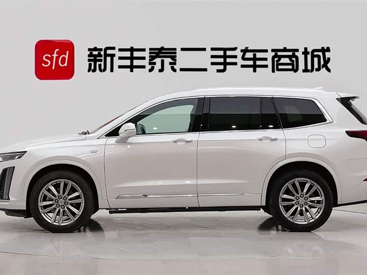 Фото 4 - Cadillac XT6