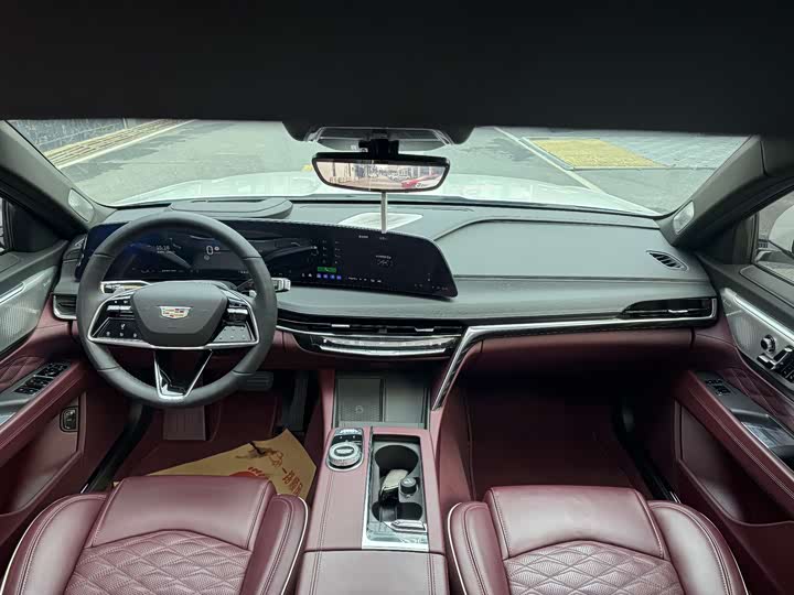 Фото 9 - Cadillac CT6