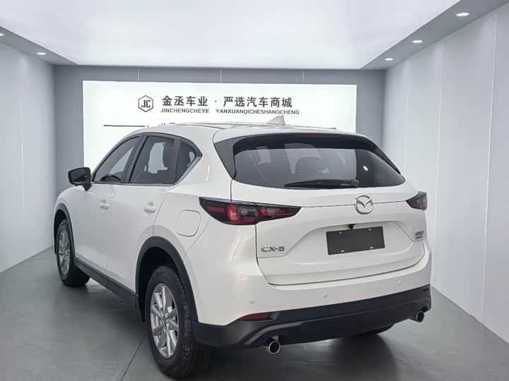 Фото 8 - Mazda CX-5