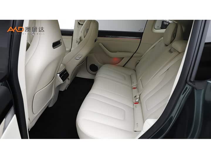 Фото 7 - Luxeed R7