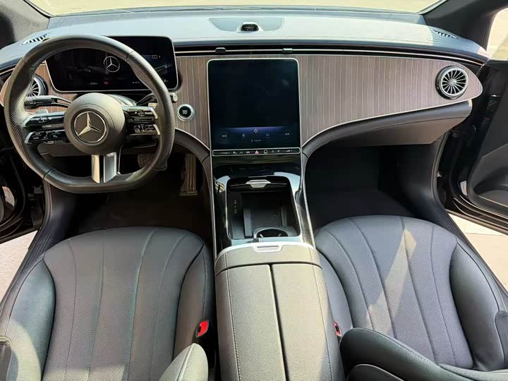 Фото 4 - Mercedes-Benz EQE