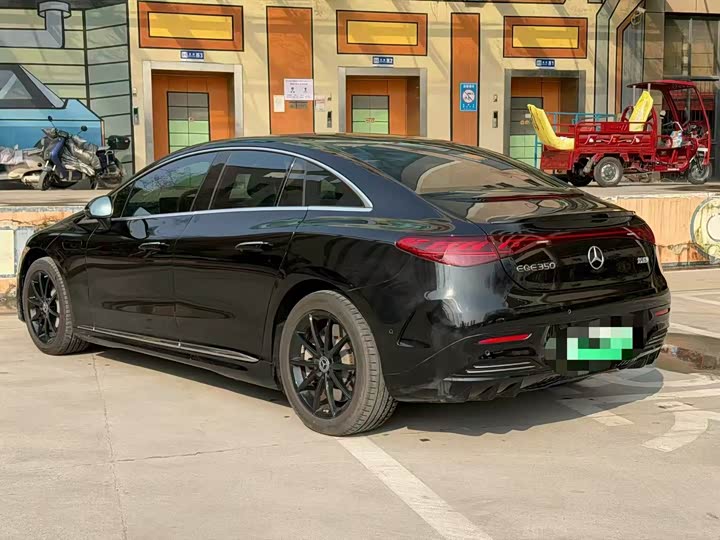 Фото 9 - Mercedes-Benz EQE