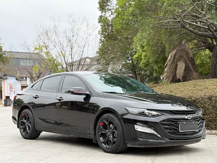 Фото 2 - Chevrolet Malibu XL