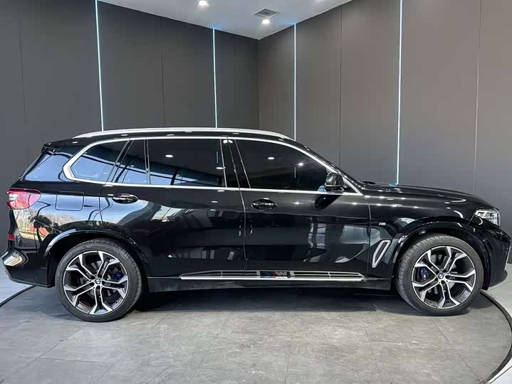 Фото 5 - BMW X5