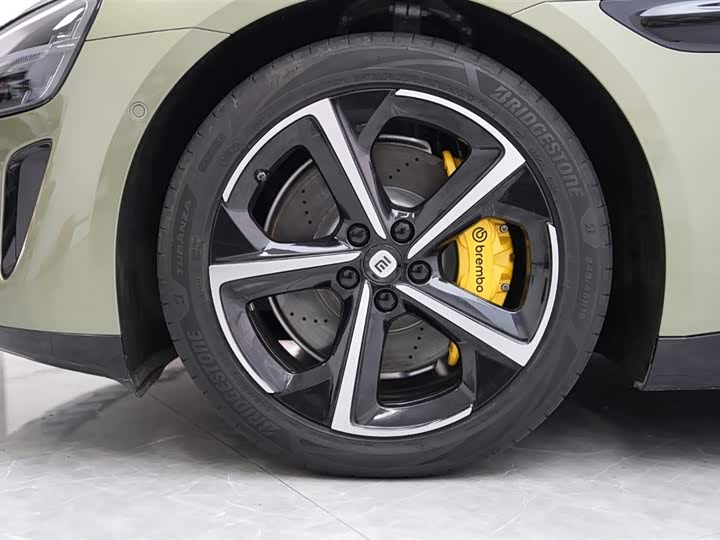 Фото 4 - Xiaomi SU7