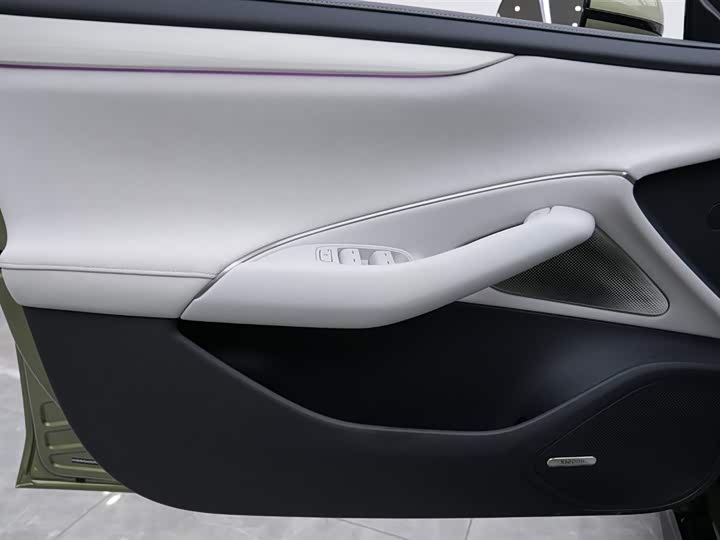 Фото 5 - Xiaomi SU7