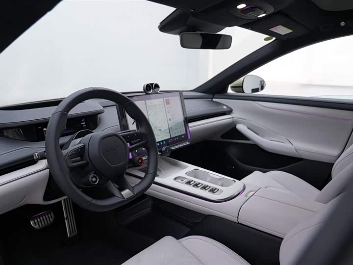 Фото 8 - Xiaomi SU7