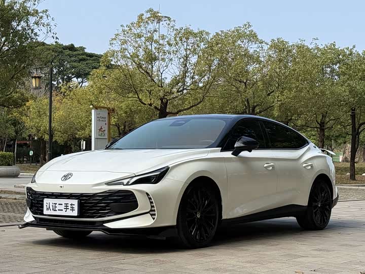 Фото 1 - MG Motor 7