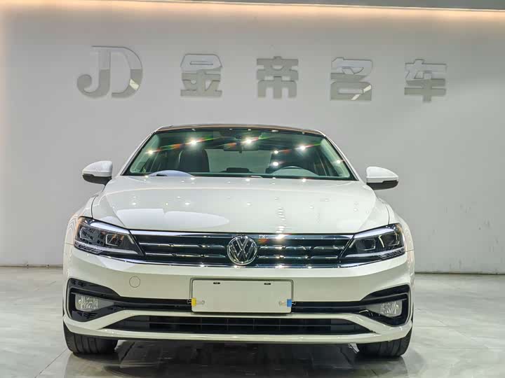 Фото 2 - Volkswagen Lamando L