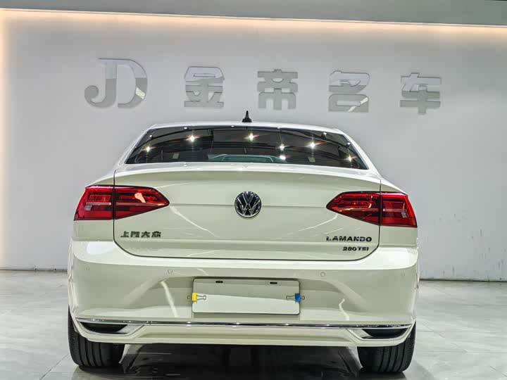 Фото 8 - Volkswagen Lamando L