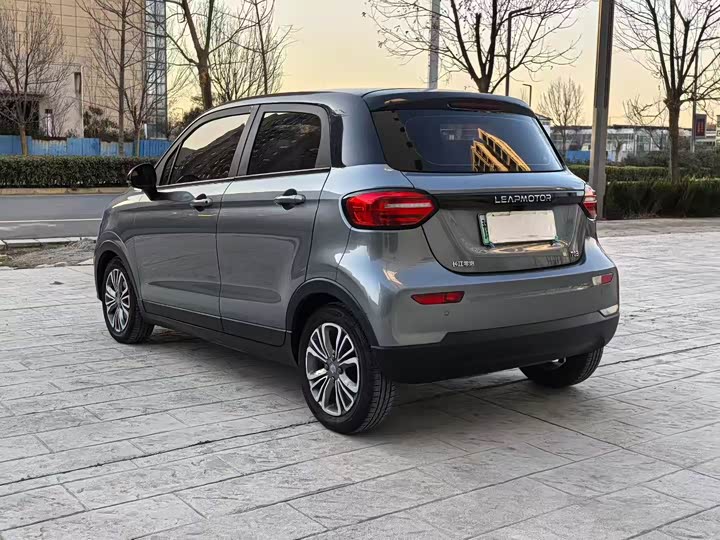 Фото 9 - Leapmotor T03