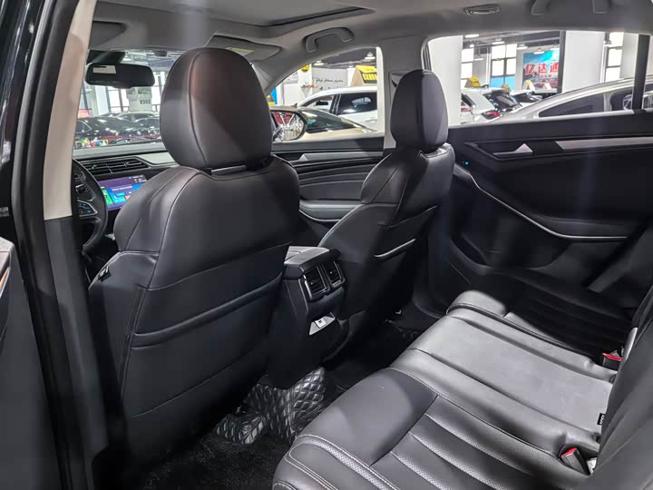 Фото 9 - Ford Territory