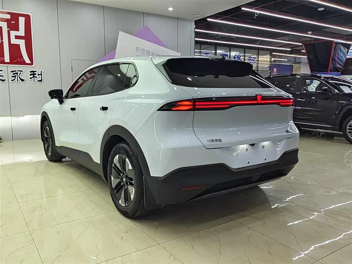 Фото 6 - Changan Deepal S05