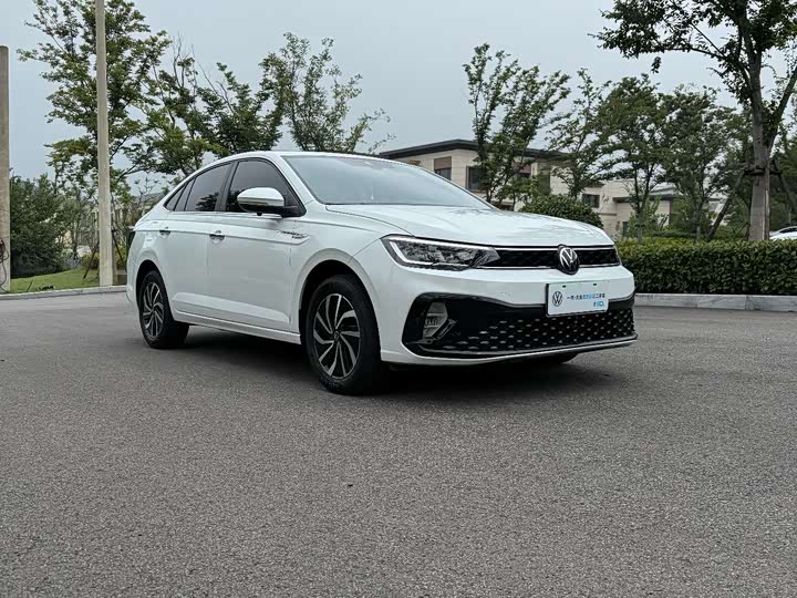 Фото 2 - Volkswagen Lavida