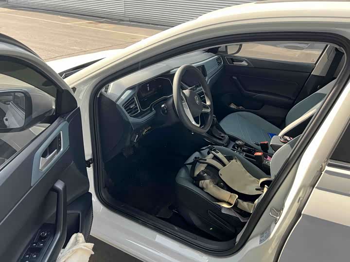 Фото 9 - Volkswagen Lavida