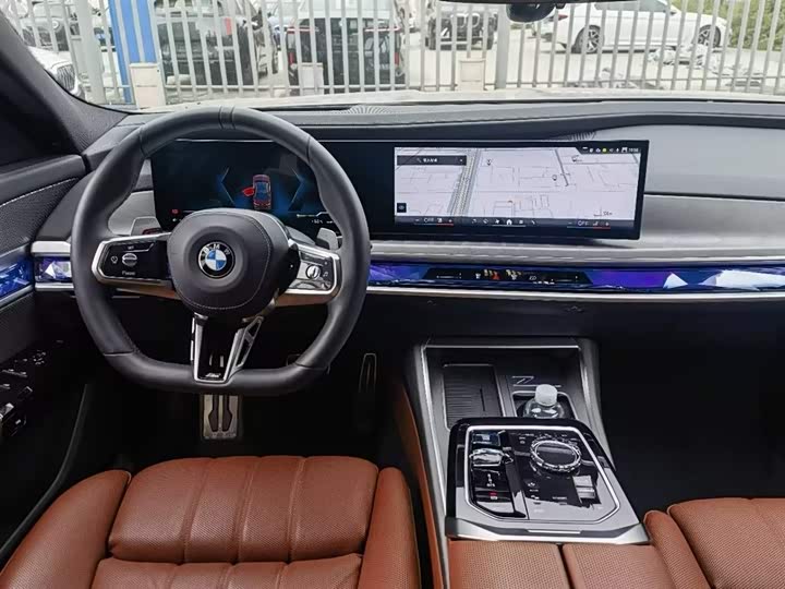 Фото 7 - BMW 7 Series