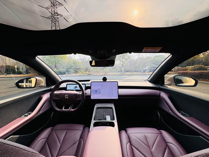 Фото 8 - Nio ET5T