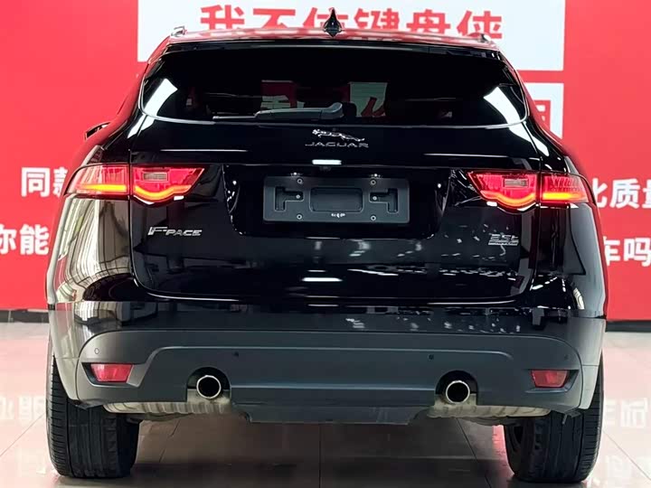 Фото 5 - Jaguar F-Pace