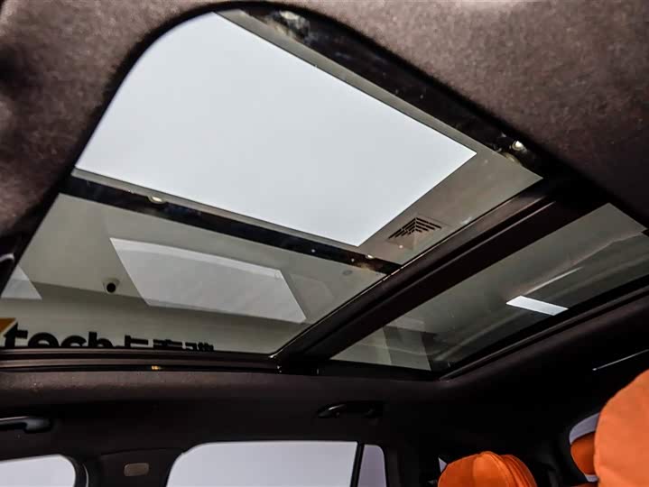 Фото 4 - Mercedes-Benz GLC-Class