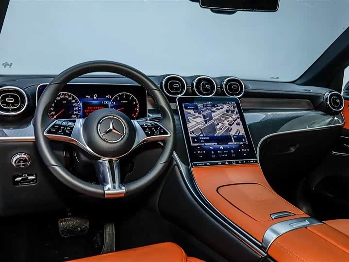 Фото 5 - Mercedes-Benz GLC-Class