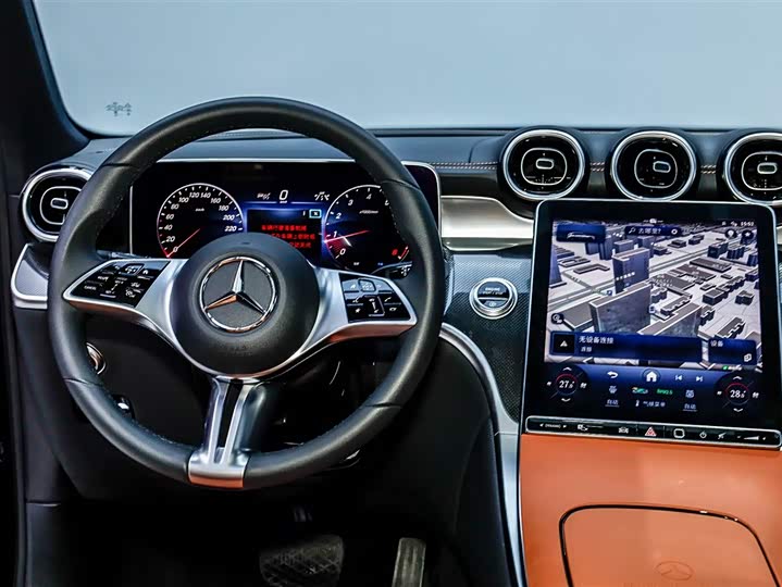 Фото 8 - Mercedes-Benz GLC-Class