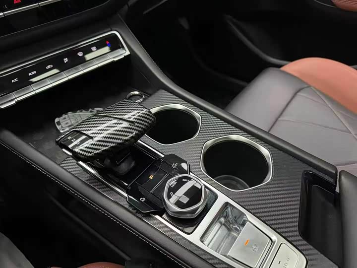 Фото 9 - Changan Eado Plus