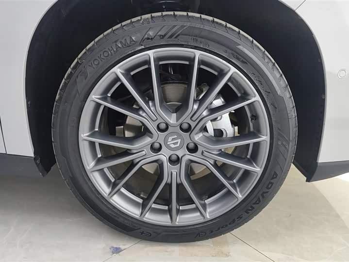 Фото 6 - Leapmotor C10