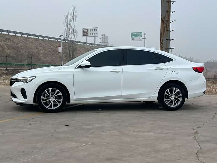 Фото 3 - Buick Verano