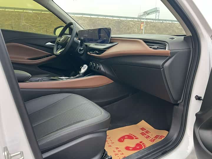 Фото 7 - Buick Verano