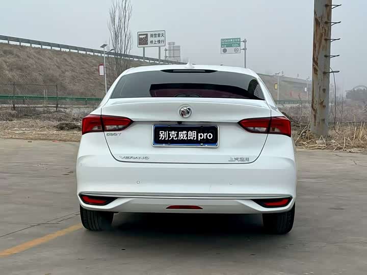 Фото 8 - Buick Verano