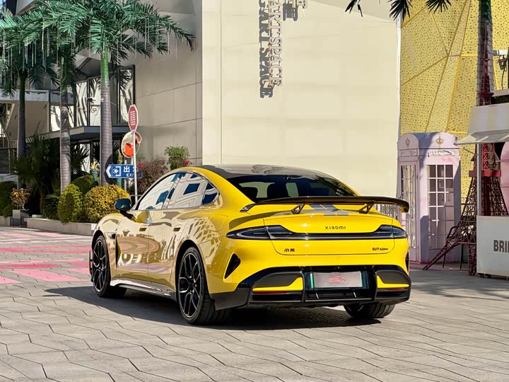 Фото 6 - Xiaomi SU7 Ultra