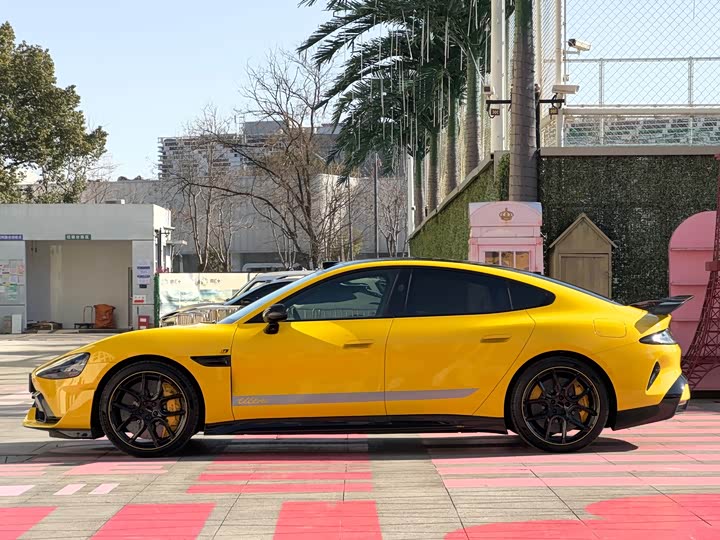 Фото 7 - Xiaomi SU7 Ultra