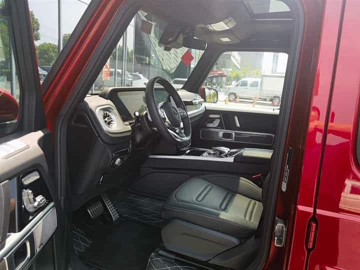 Фото 7 - Mercedes-Benz G-Class AMG